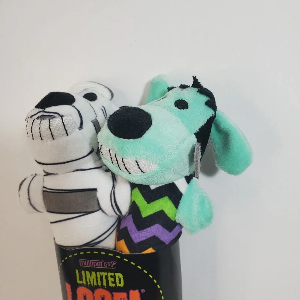 Multipet‎ Loofa Halloween Plush Dog Toy Squeaker 12